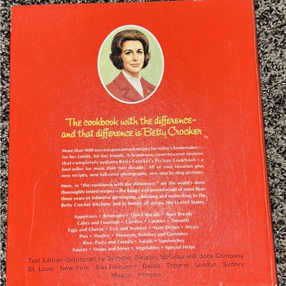 Vintage Rare Betty Crocker Cookbook “Text Edition” - Picture 5 of 5